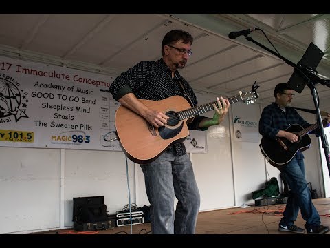 download lagu mp3 mp4 Ed Sheeran Castle On The Hill Hoodie, download lagu Ed Sheeran Castle On The Hill Hoodie gratis, unduh video klip Ed Sheeran Castle On The Hill Hoodie