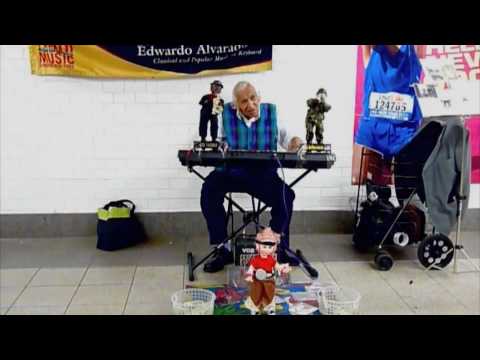 Prof Alvarado in UnSq