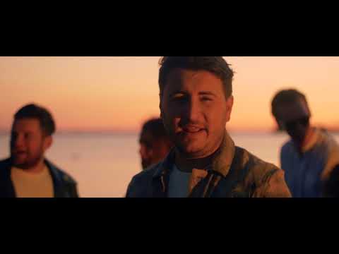 Danny Froger - Bailar Conmigo (Dans Met Mij) [Officiële videoclip]
