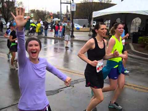 Melissa Rocks Fargo Half Marathon