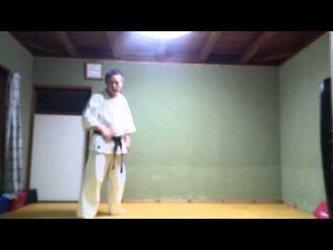 実戦空手道　禅心会館　空手道　基本　逆蹴り　奥脚インロー　下段内股　逆蹴り　2015年7月16日