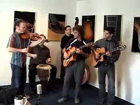 The Frank Vignola Quintet performing "Luke"