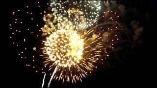 preview picture of video 'Mackinaw City, MI Fourth of July Fireworks Display'