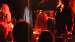 DEAD MOON - johnnys got a gun