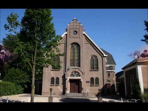 Psalm 118 vers 1 en 7 (berijming 1773) - Laat ieder 's HEEREN goedheid loven