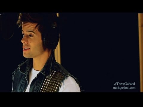 WE ARE NEVER EVER GETTING BACK TOGETHER - Taylor Swift (Travis Garland Cover)