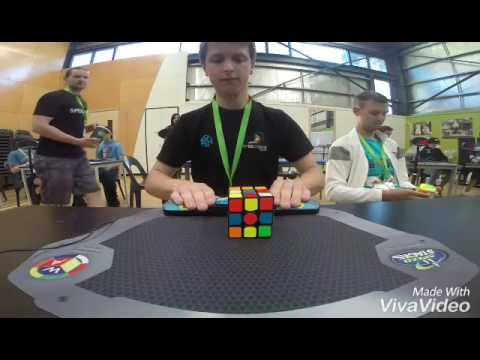 Record Mundial no Cubo Mágico 4.73 segundos em câmera lenta (LEIA A DESCRIÇÃO)