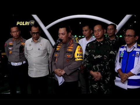 KAPOLRI TINJAU JALUR MUDIK KM 70 TOL CIKATAMA