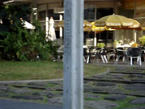 Avenida J e Au Bon Pain