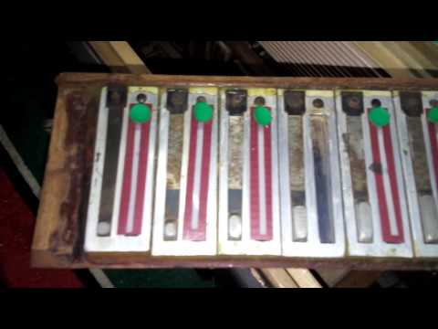 Oficina de acordeon danker deseja um feliz natal .