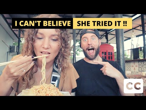 Foreigner Try Indonesian Spicy Food | Mie Kober