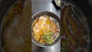 【豚猿】 醤油ラーメンを啜る🍜 #ラーメン#ramen#Japanesefood#静岡グルメ