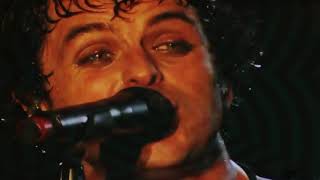 GREEN DAY - &quot;99 Revolutions&quot; [Video]