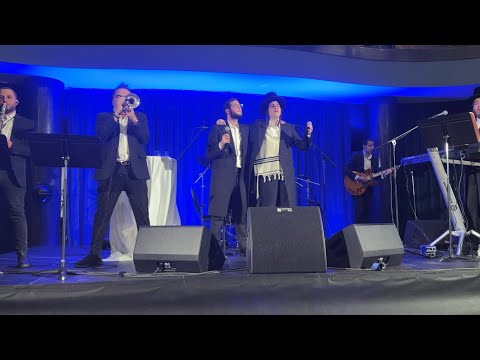 Live in Prague: Motty Steinmetz & Dovy Meisels sing Nafshi