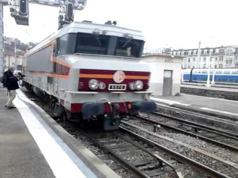 CC 6570 en gare de Lyon Perrache à la fete des lumières 2014