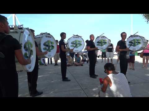 2012 Cavaliers SICK BASS SPLITS in HD | DCI San Antonio