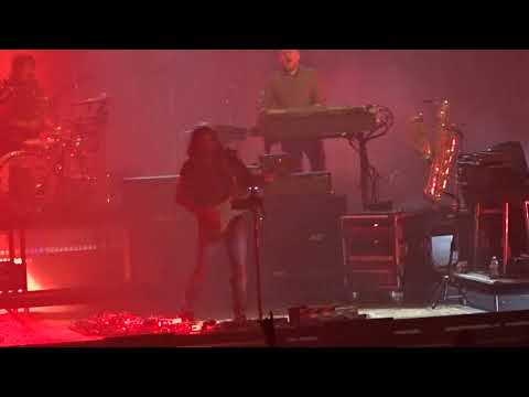 "Born In Time" (Bob Dylan cover) / "Ocean Of Darkness" The War on Drugs Denver, CO 02/18/2022