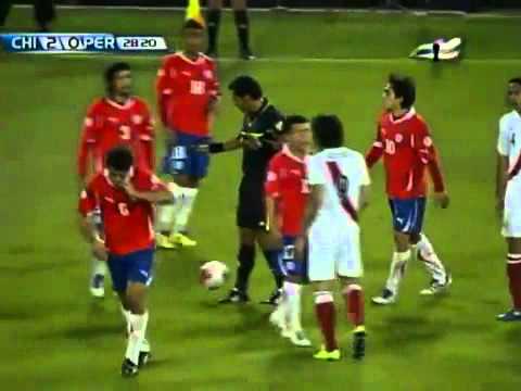 Penalazo no cobrado por Raúl Orosco en el Chile - Perú