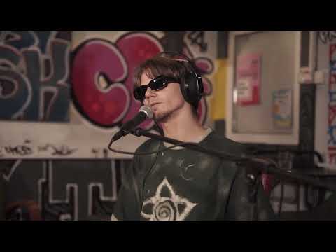 Market Garden ft. Timotej Majer - Hang Me From Your Shoulder (Session @CMK Studios, Slovenija)