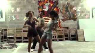 ensayando David Civera _ Bailando Con el Viento (en el nuevo casal Falla L´encarnaciò)