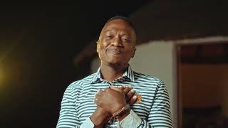 Download lagu Siya Ntuli - Ukude (Ft. Donald ;  uGatsheni) [Visualizer] mp3