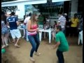 Baixinho dançador de Forró, musica Garota Safada ...