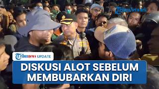 Momen Massa Aksi dan Polisi Diskusi Alot Sebelum Sepakat Membubarkan Diri di MH Thamrin