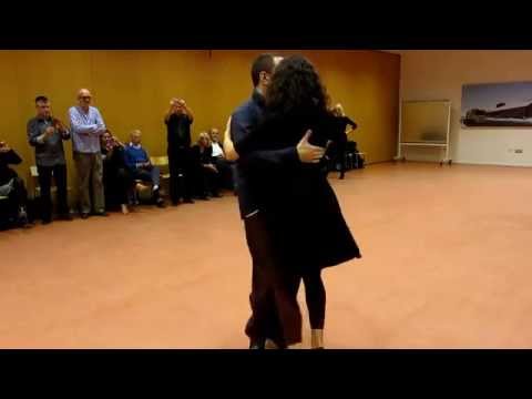  Julia Marini  and  Pablo Fidanza  are  dancing  to  a  tango