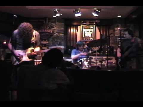 UNKLE GROOVE -  New Orleans is Sinking  - Live at Bistro à Jojo -
