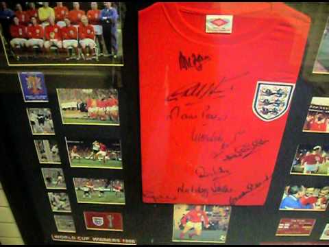 Signed England FC 1966 Shirt
