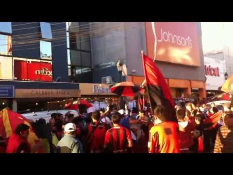 "Yo vengo de la ciudad del trueno" Barra: Los Rojinegros • Club: Rangers de Talca