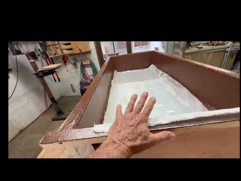 Building a DIY custom size Holding Tank for the Tiny House with fiberglass bits and epoxy paint