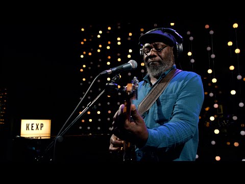Clinton Fearon - Full Performance (Live on KEXP)