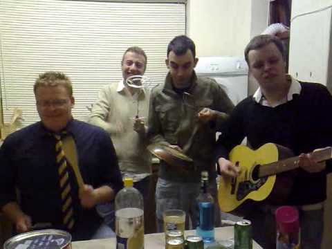 Acoustic kitchen band