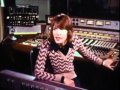 HELEN REDDY - VERY RARE INTERVIEW, LOVE SONG FOR JEFFREY LIVE IN RECORDING STUDIO