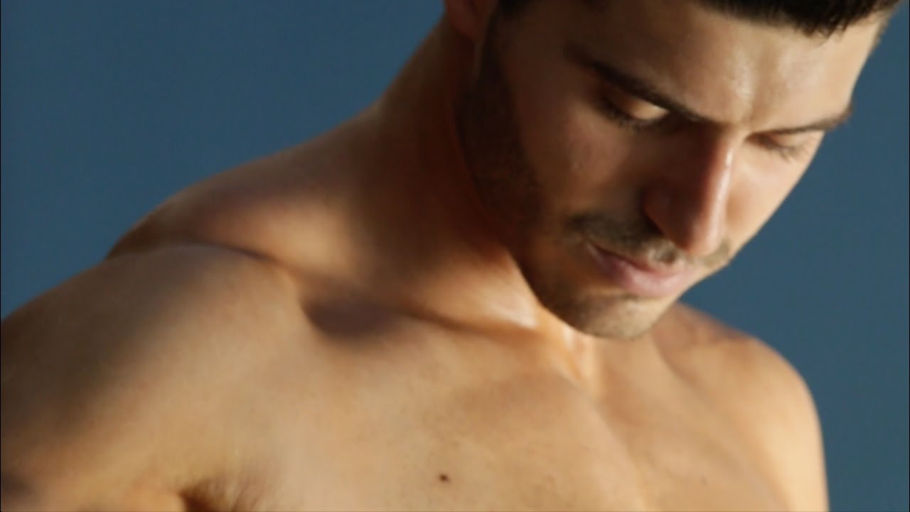 Trailer thumbnail