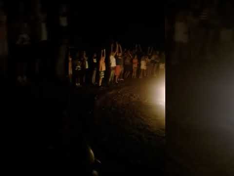 Juegos de noche en el campamento artigas