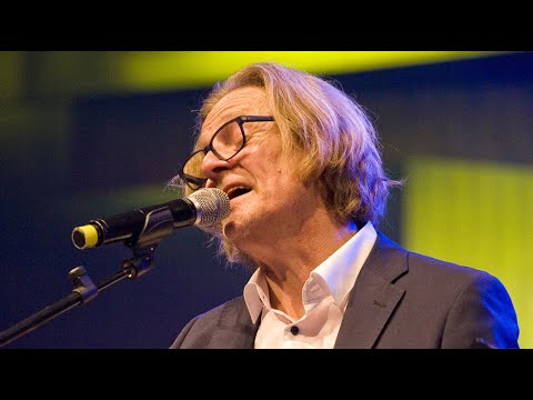 Lipote gladan, jubavi žedan - Tedi Spalato [Lisinski]