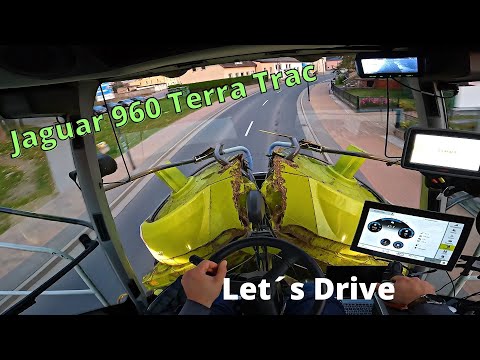 Let's drive the Jaguar 960 Terra Trac! Road drive + chopping! #CornChopping #CornFever