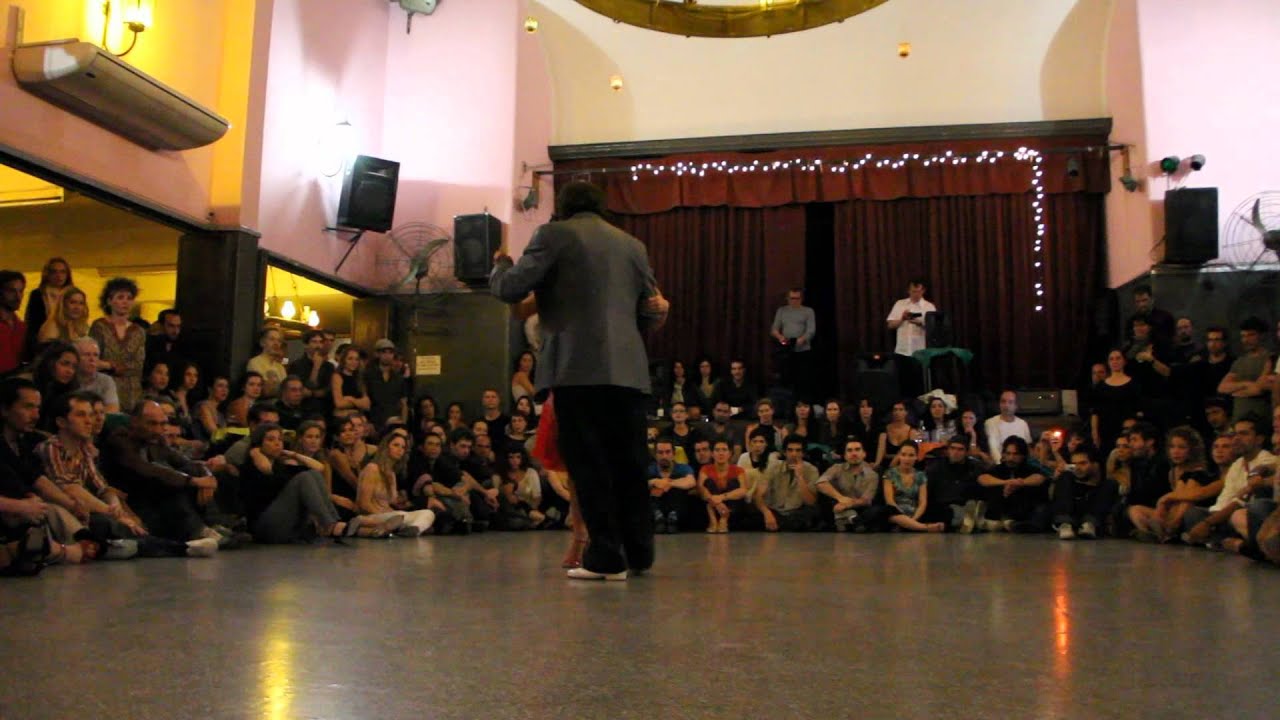 MARIANO "CHICHO" FRUMBOLI Y JUANA SEPULVEDA EN EL MOTIVO