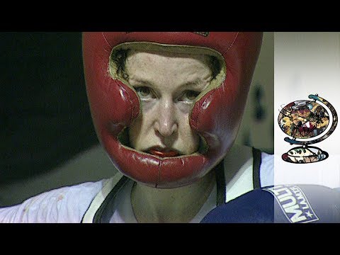 The Female Rising Stars of Boxing in Israel (2000)