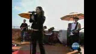 Michelle Branch - Are You Happy Now (Live @ TRL 20030529)