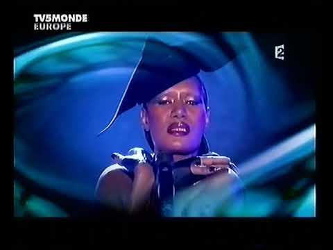 GRACE JONES - William's Blood + Interview (Vivement Dimanche 2008)