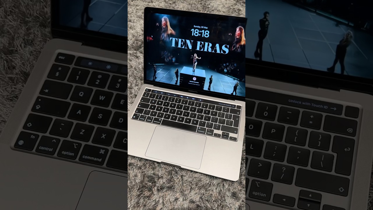 This is your sign to have a Taylor Swift / Eras Tour live wallpaper on your MacBook #aesthetic