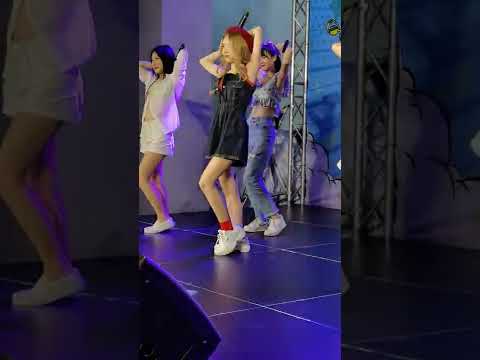 220925 (Earn Fancam) Sugar Candy - เกินต้าน @ Megane Banzai! - Donki Mall Thonglor