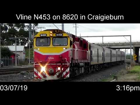 Vline N453 on 8620 in Craigieburn