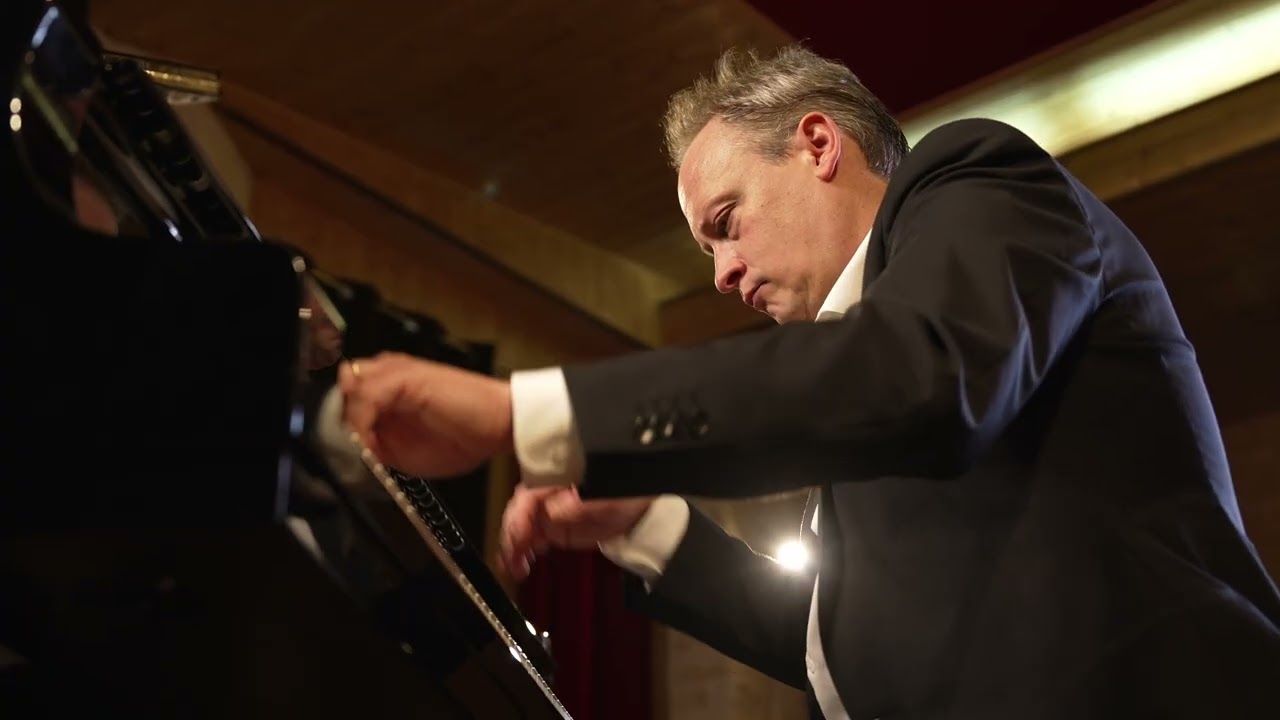 M. Ravel : Sonatine