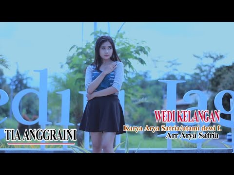 Tia Anggraini - Wedi Kelangan Sing Di Sayang | Dangdut (Official Music Video)