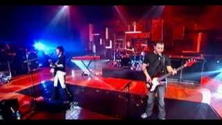 Muse - Butterflies &amp; Hurricanes live @ MTV SuperSonic 2003
