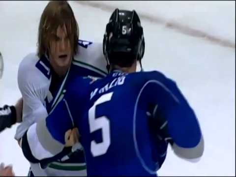 Brett Lernout vs Keegan Kanzig
